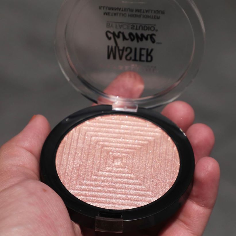 maybelline chrome extreme aydınlatıcı