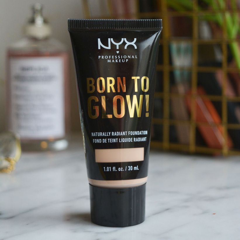 NYX Professional Makeup Born To Glow Fondöten