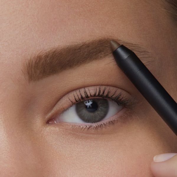 Maybelline Tattoo Brow 36H Kaş Kalemi Nasıl Uygulanır?