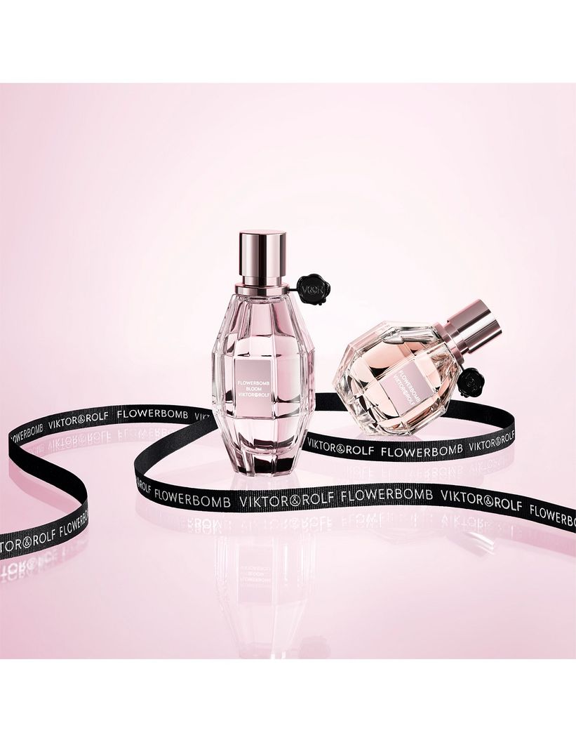 O Bir Çiçek Bombası: Viktor&Rolf Flowerbomb Bloom