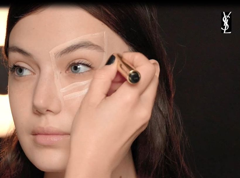 Aydınlatıcı mı Kapatıcı mı? YSL Beauty Touche Éclat Nasıl Kullanılır?_6