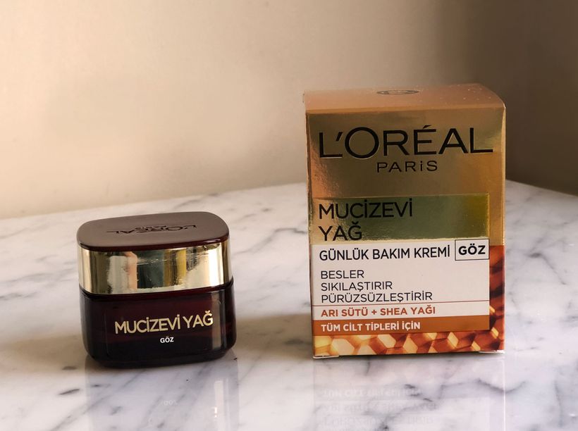 L’Oréal Paris’in Mucizevi Yağ Besleyici Göz BakımKremi’nin Yapısı 2