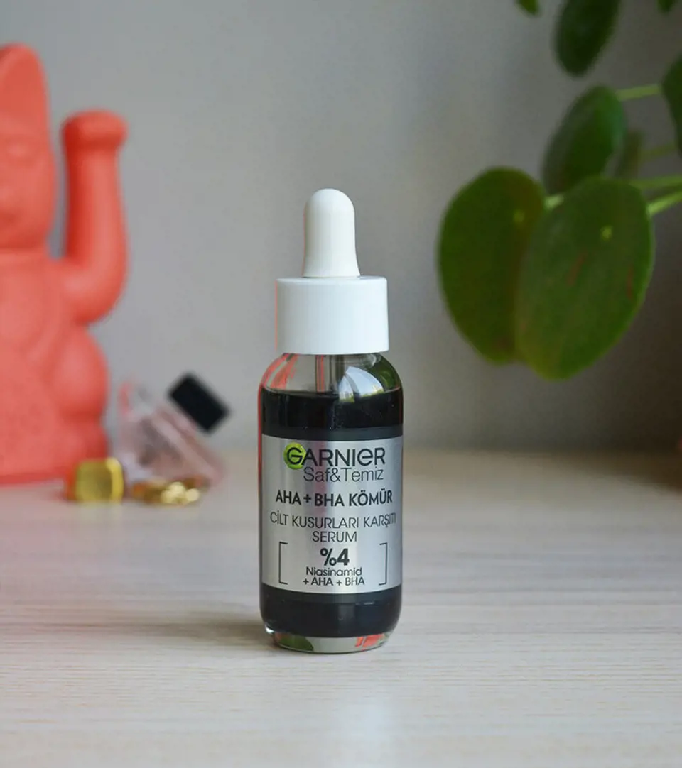 Garnier Siyah Serum