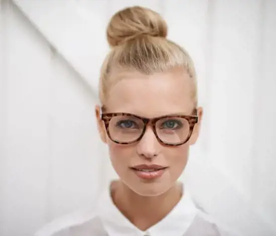 Yüz Şekline Göre Gözlük Seçimi: İdeal Çerçeveyi Bulma Rehberi