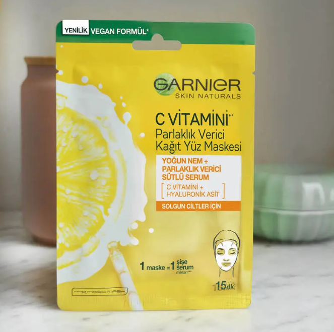 Garnier C Vitamini Parlaklık Verici Kağıt Yüz Maskesi