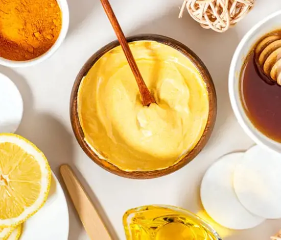 Evde Sivilce Maskesi Nasıl Yapılır? Kolay Sivilce Maskesi Tarifleri