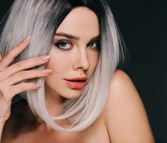 Küllü Gri Saç Rengi Hakkında Bilmen Gereken Her Şey!