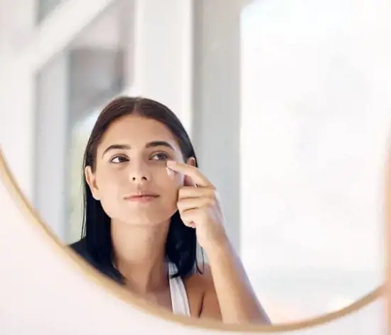 Vazelin Nedir, Ne İşe Yarar? Cilt Bakımında Kullanım Rehberi