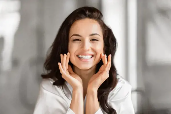 En İyi 10 Yaşlanma Karşıtı Kremi İnceliyoruz