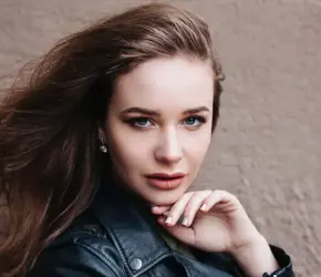 Koyu Kestane Saç Rengi Hakkında Bilmen Gerekenler!