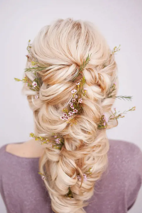 Kır Düğünü Saç Modelleri 17