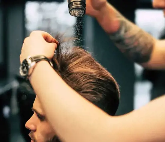 Erkek Saç Pudrası Ne İşe Yarar? Nasıl Kullanılır?