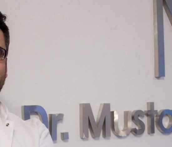 Uzm. Dermatolog Mustafa Bayram ile Akne ve Siyah Nokta Bakımında Yapılan En Büyük Hatalar!
