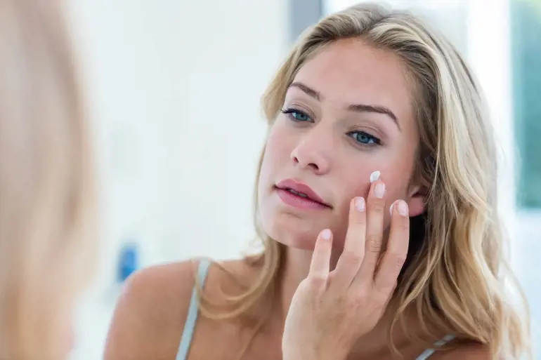 Tatilde Kiehl’s Ultra Light Daily UV Defense Aqua Gel Kullanmalısın.