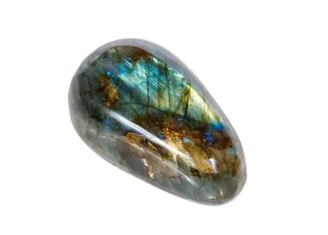 labradorit taşı ve özellikleri