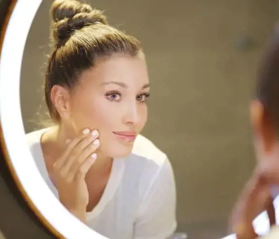 Cilt Neden Solgun Görünür ve Canlanması İçin Neler Yapılabilir?