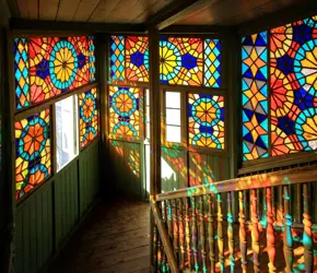 Işığın Sanatla Dansı: Vitray Nedir? Nasıl Yapılır?