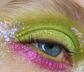 Glitter Makyaj Nedir? Nasıl Yapılır?