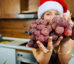 12 Üzüm Ritüeli Nedir ve Nasıl Yapılır?