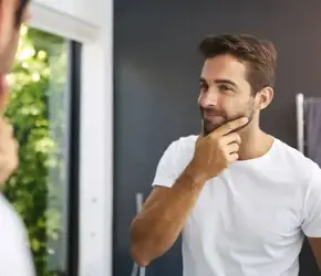 Erkekler için Düz Saç Modelleri