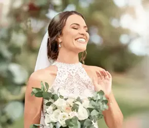 En Güzel Kır Düğünü Saç Modelleri