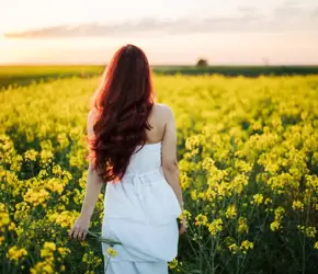 Vişne Çürüğü Saç Rengi Hakkında Her Şey!