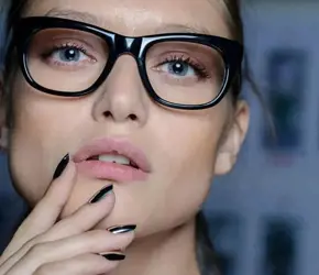 Ten Rengine Göre Oje Seçimi: Senin Rengin Hangisi?