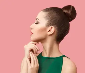 Sıkı Topuz Saç Modeli Nasıl Yapılır?