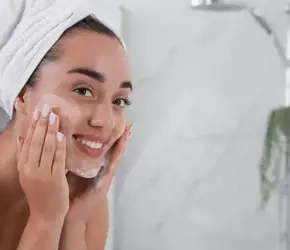 Kuru Ciltler için Yüz Temizleme Jeli Önerileri