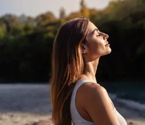 Güneş Alerjisi Nedir? Güneş Alerjisi Belirtileri Nelerdir?