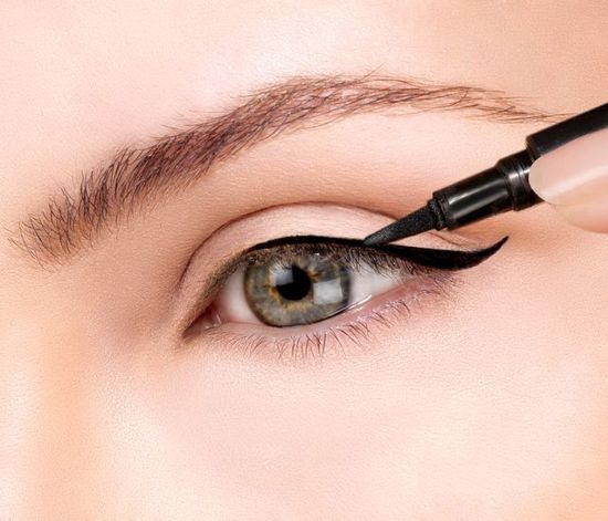 Trend Alarmı: Yarım Eyeliner Nasıl Çekilir?