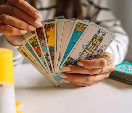 Tarot Nedir? Tarot Falı Nasıl Yorumlanır?