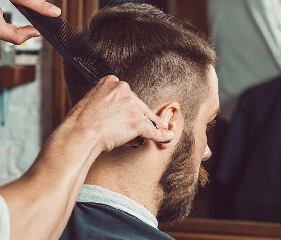 Erkeklere özel: Saçı sık sık tıraş etmek, kazıtmak saç tellerini kalınlaştırır mı?