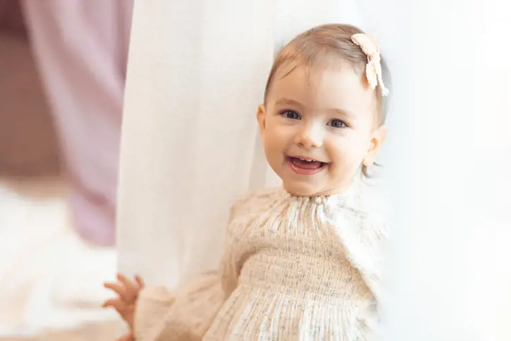 Özel günler için bebek saç modelleri