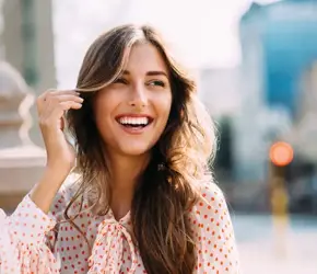 2025'in Yuvarlak Yüzlere Uygun Saç Modelleri