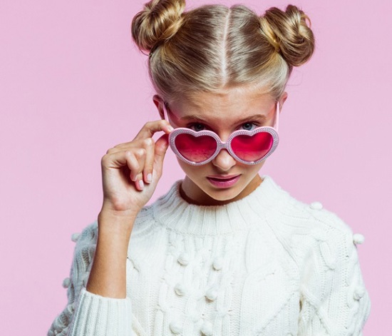 Kız Çocukları İçin En İyi 20 Topuz Saç Modeli