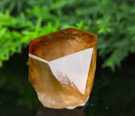 Topaz Taşı Faydaları ve Özellikleri