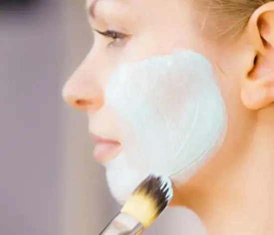 Kil Maskesi Nasıl Yapılır? Kil Maskesinin Faydaları Nelerdir?