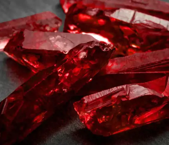 Yakut Taşı Faydaları ve Özellikleri