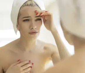 Alın Kırışıklıkları Nasıl Giderilir?