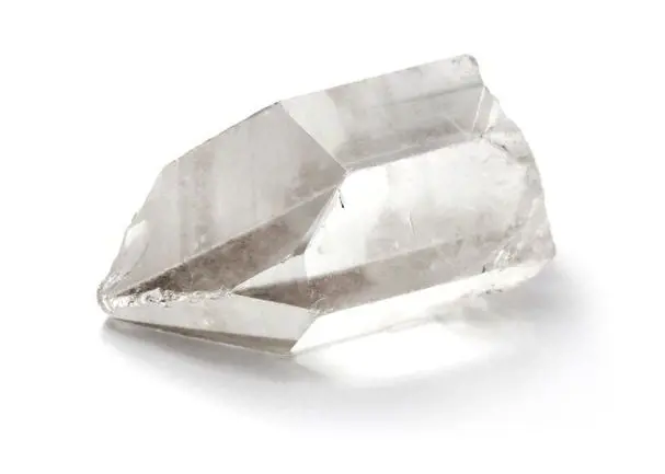 kristal kuvars taşı ve özellikleri