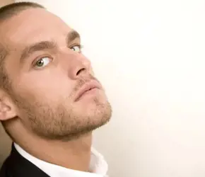 Buzzcut Saç Modeli için 30 Trendy Fikir