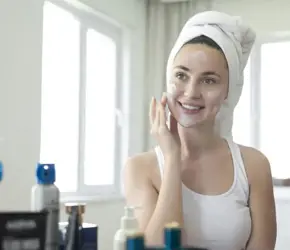 Sivilceleri Kurutmak İçin Denediğimiz En Etkili 6 Yöntem