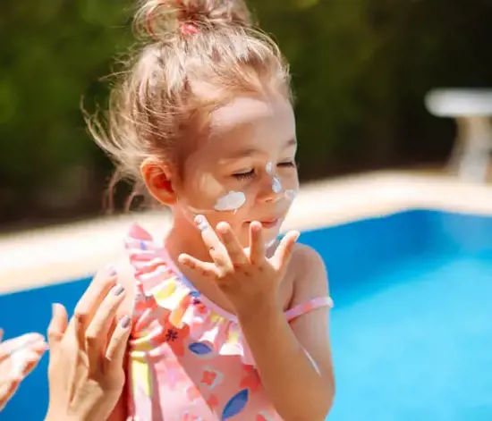 Bebek ve Çocuklar için Güneş Kremi Rehberi