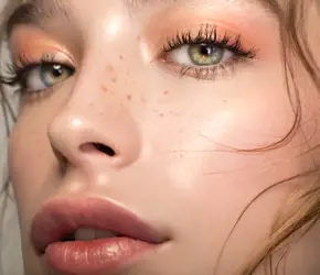 Aussie Girl Makyajı: Çabasız Güzelliğin Yeni Yaz Trendi